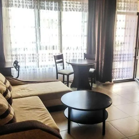 Evelyne Apartment